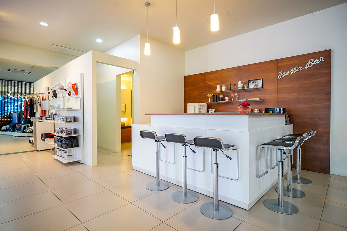 Explore Our Showroom Lee Motors